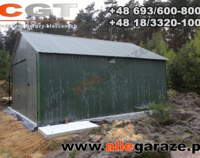 Garaż blaszany 4,5x5 dwuspadowy zielony RAL6020 brama uchylna