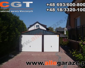 Garaż blaszany 5x5 dwuspadowy zielony RAL 6005 brama uchylna