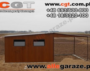 Garaż blaszany 5x5 z zadaszeniem dwuspadowy złoty dąb  