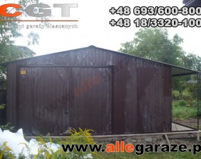 Garaż blaszany 5x5 z zadaszeniem dwuspadowy brązowy RAL 8017 brama uchylna 
