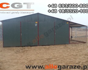 Garaż blaszany 6x5 dwuspadowy zielony RAL 6020 z zadaszeniem brama uchylna 