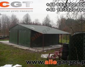 Garaż blaszany 6x5 dwuspadowy zielony RAL 6020 z zadaszeniem brama uchylna 