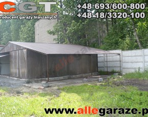 Garaż blaszany 6x5 RAL 8017 brązowy z zadaszeniem 